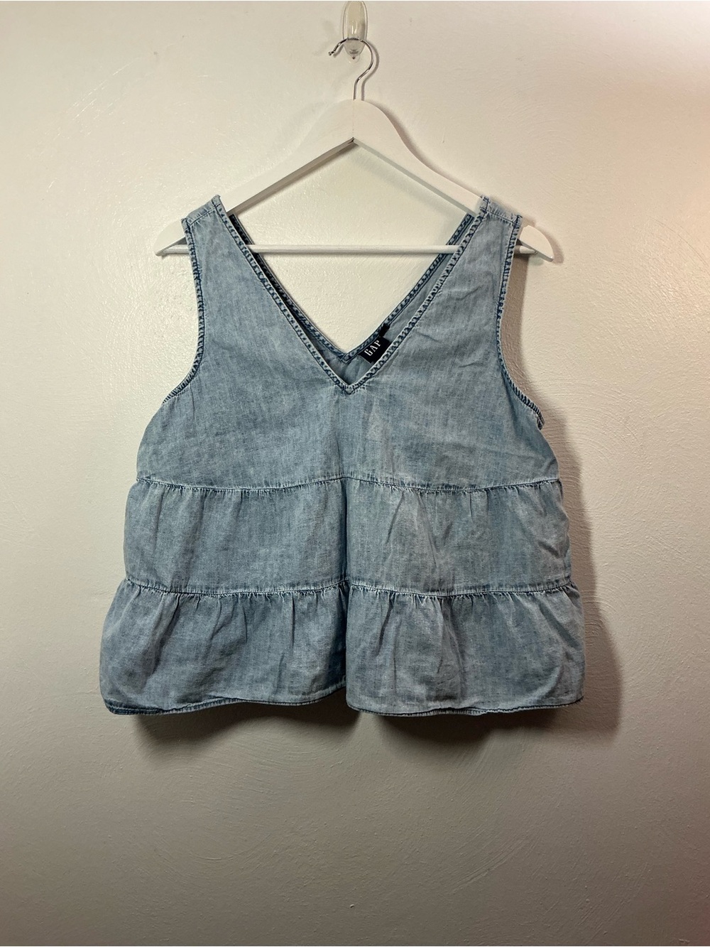 Gap Light Wash Denim Tiered V-Neck Tank Top Size Large